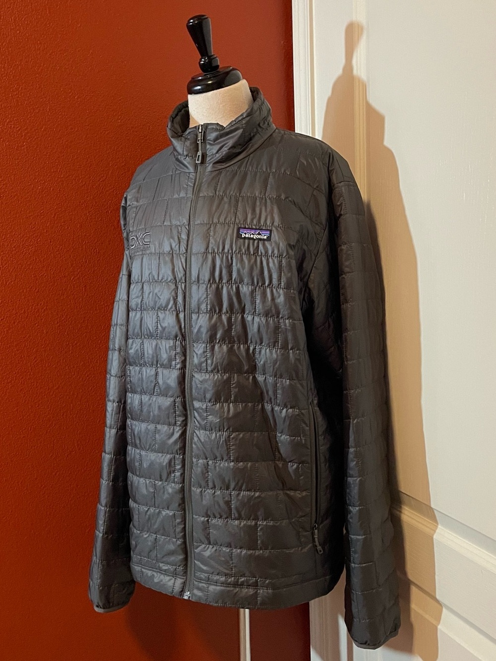 Patagonia Men’s Quilted Gray Full Zip Gorpcore Primaloft Puffer Jacket